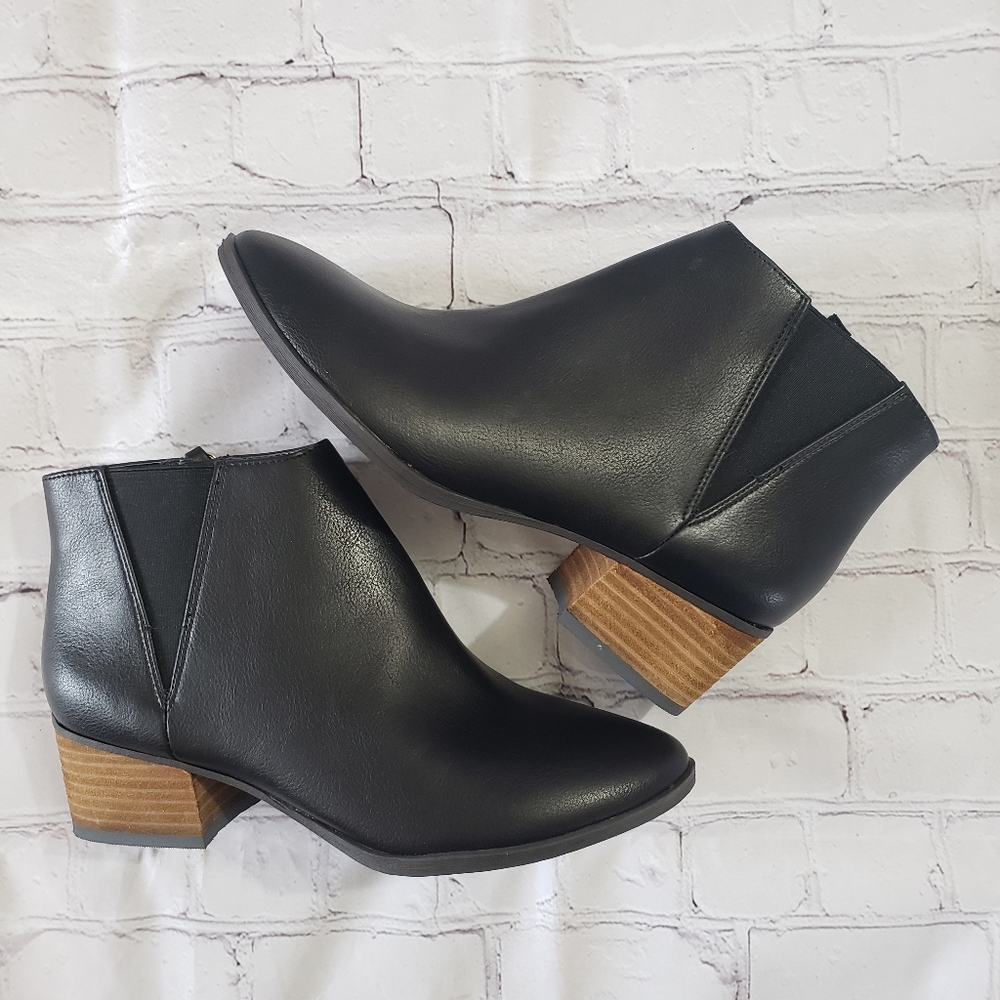 Dr Scholls Tumbler Black Vegan Ankle Boots Womens Size 7 Slip On Zippered